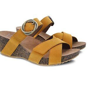 Dansko EUC Susie mango color wedge platform adjustable sandals cork, leather 8.5